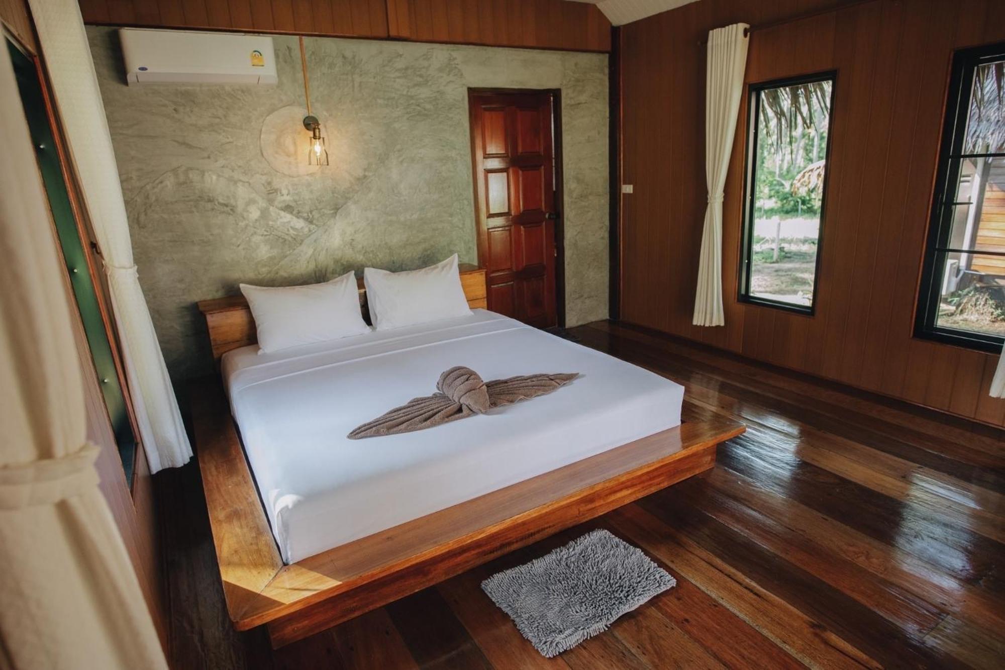 Coco Canopy Boutique Resort Koh Jum Exterior foto