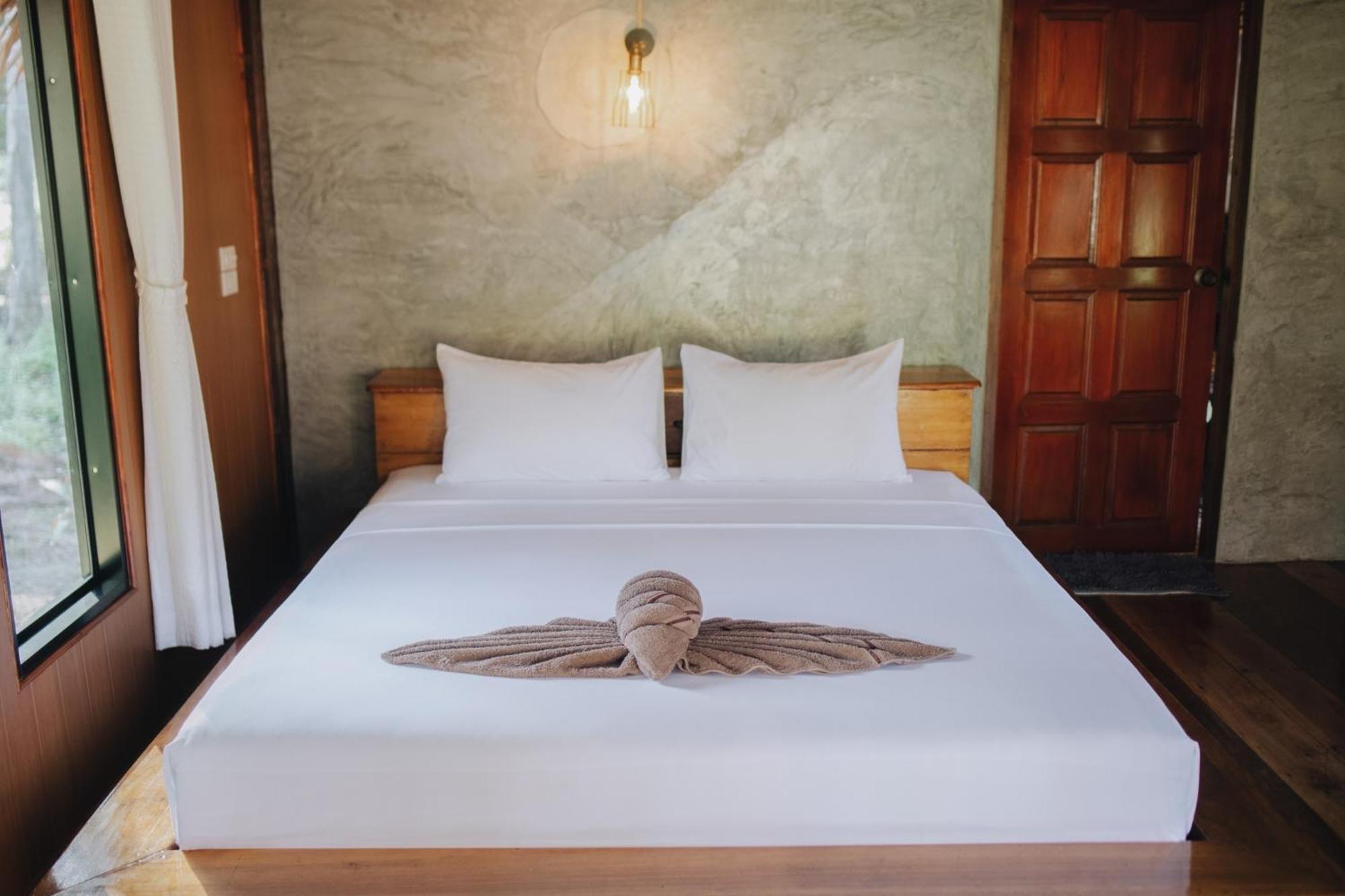 Coco Canopy Boutique Resort Koh Jum Exterior foto